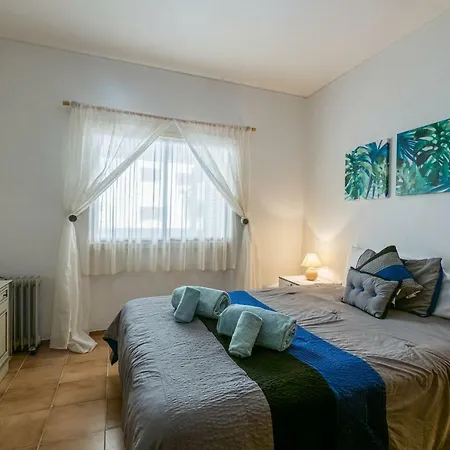 Lovelystay - Private W/ Pool Near Praia Dona Ana Lagos
