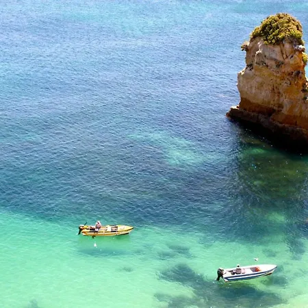 Lovelystay - Private W/ Pool Near Praia Dona Ana Apartment *