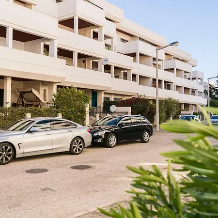 Apartment Lovelystay - Private W/ Pool Near Praia Dona Ana *