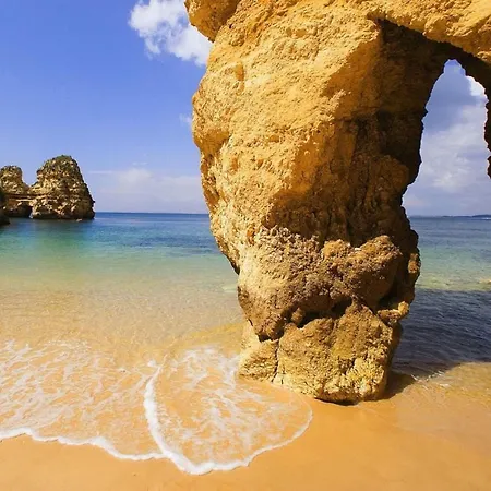 Apartment Lovelystay - Private W/ Pool Near Praia Dona Ana *